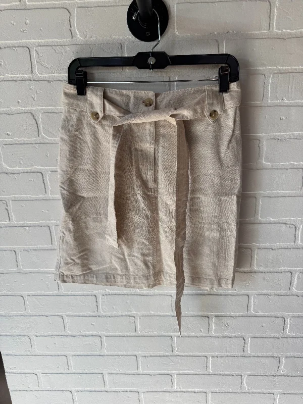 Easy-to-Wear Skirt Mini & Short By Universal Thread In Cream, Size: 6