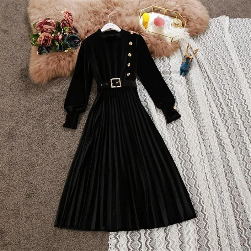 Relaxed Fashion Velour Miranda Dress