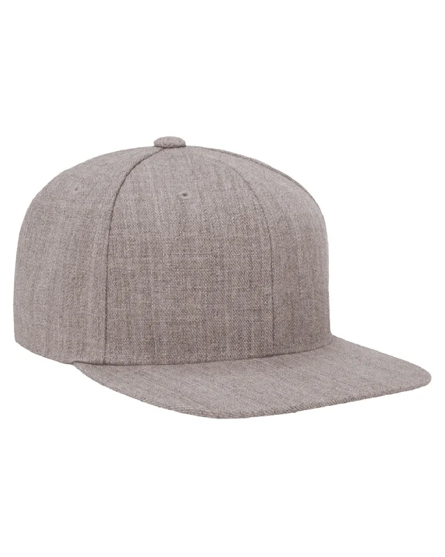 Soft Knitwear Yupoong 6-Panel Structured Flat Visor Cap | Heather Grey