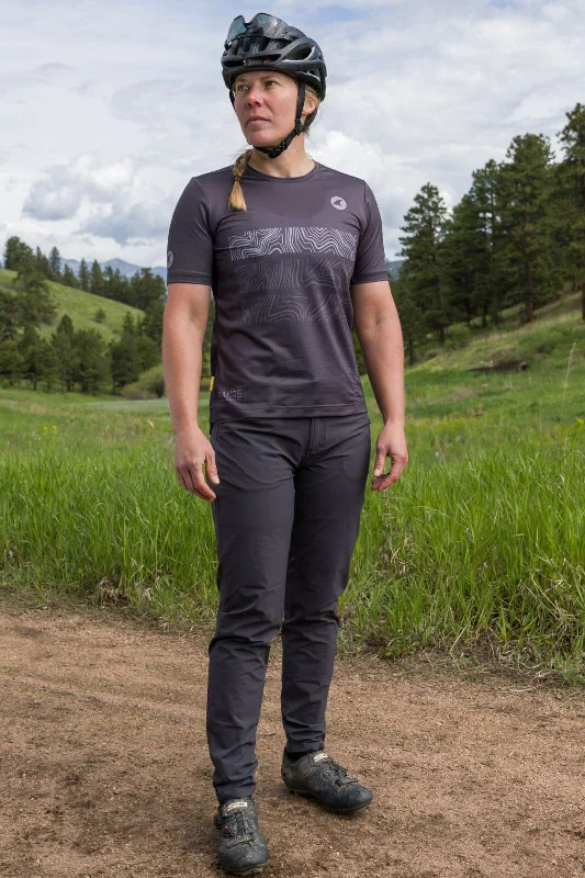 Easy Chic Wear Women's Range Trail Pants