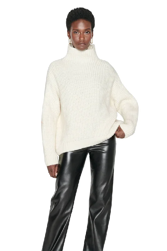 Light Dressing Sydney Sweater - Cream