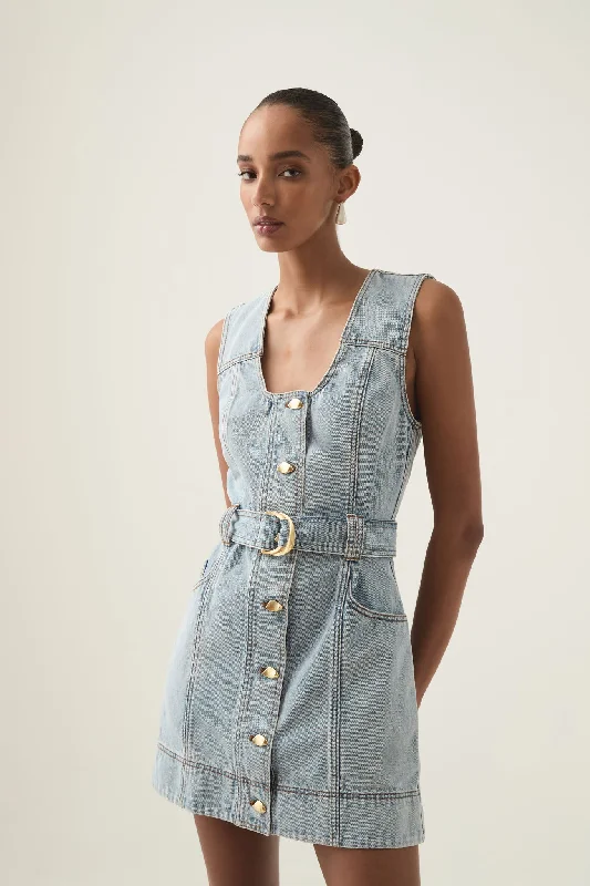 Casual Chic Outfits Aura Denim Mini Dress