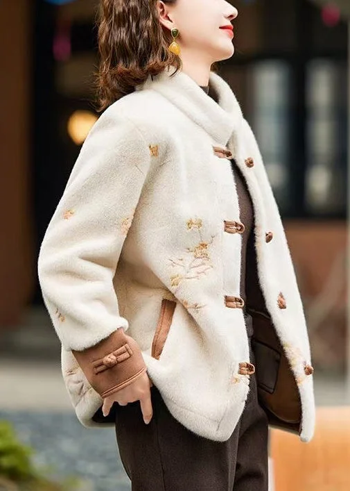 Casual Comfort Wear Loose Beige Embroidered Button Mink Velvet Coat Spring