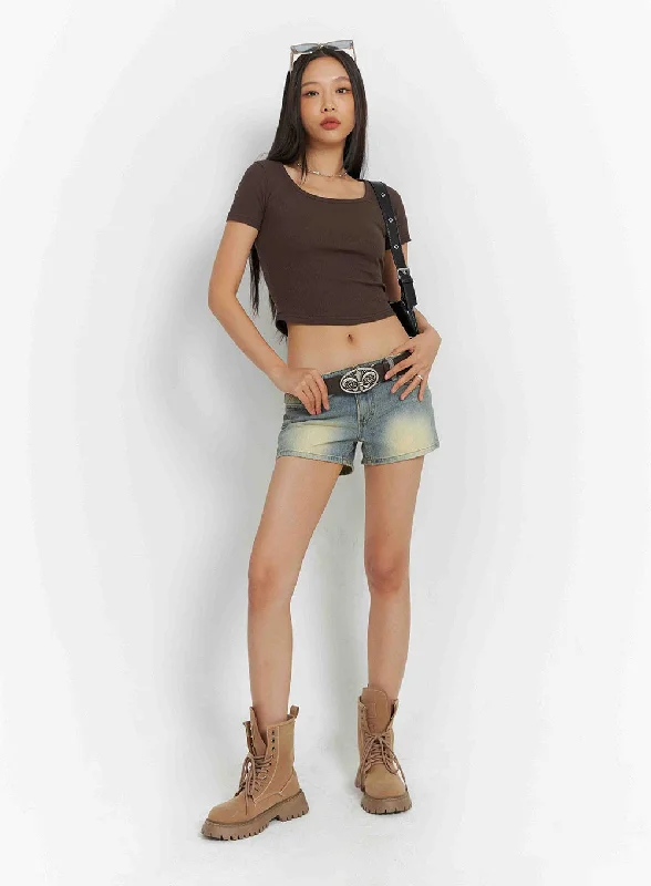 Versatile Outfits Low Rise Washed Denim Shorts IY422