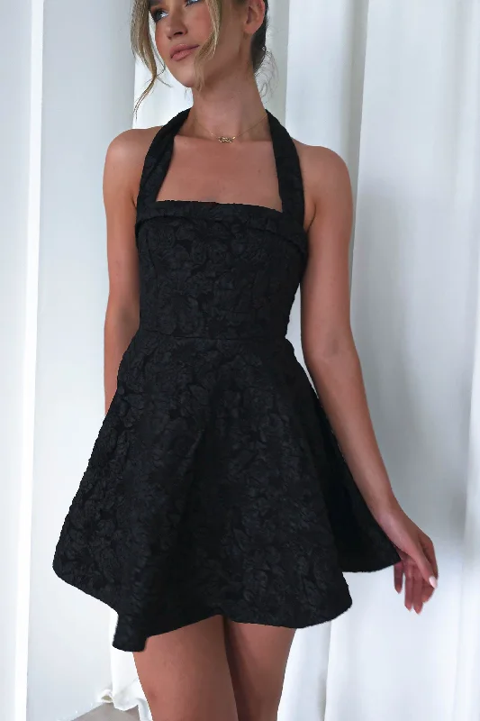 Weekend Comfort Wynn Jacquard Halterneck Mini | Black