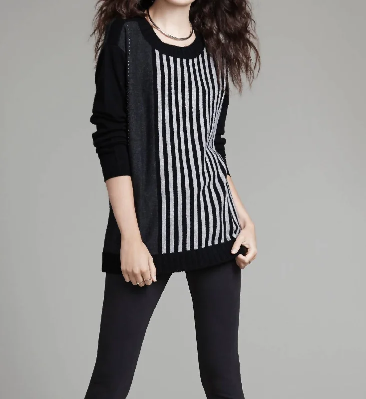 Light Layers Luxe Striped Scoop Neck Pullover In Black/charcoal