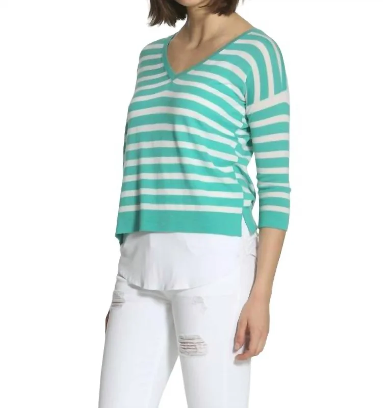 Elegant Casuals Striped Swing V Neck Sweater In Turquoise/white