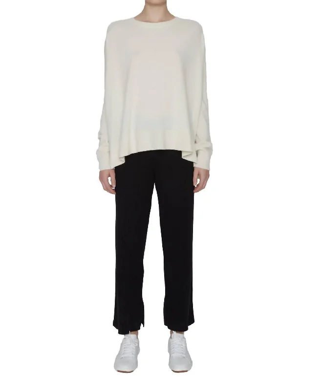 Comfortable Lounge Wear Una Cashmere Crewneck Sweater In Creme