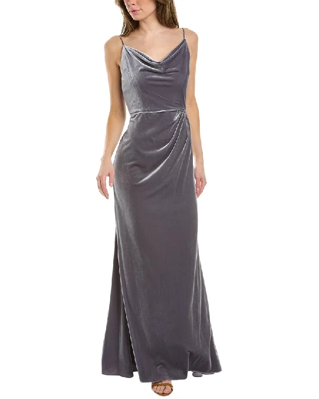 Cozy Essentials Adrianna Papell Evening Gown