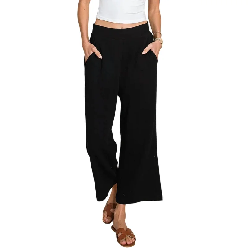 Effortless Looks Bethany Gauze Capri Pants In Black