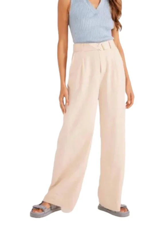Chic Comfort Wear Faro Straight Leg Pants In Crema