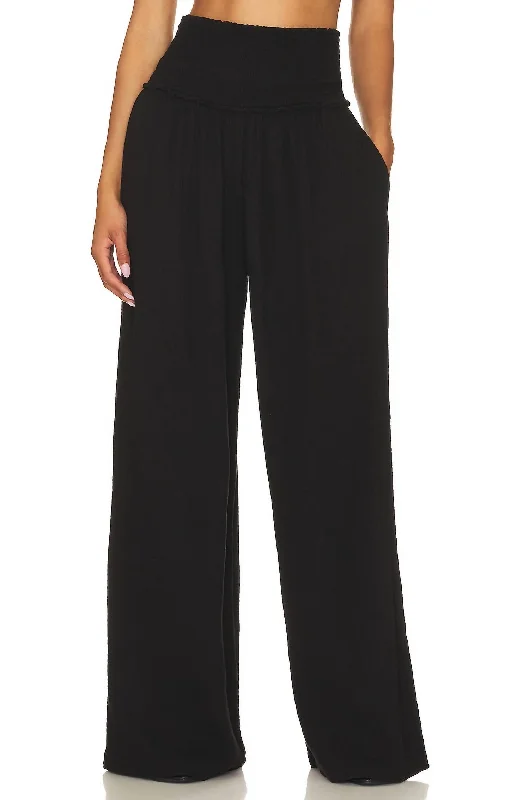 Relaxed Fits Gauze Smocked Flare Pant In Black