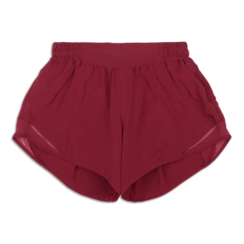 Relaxed Fashion Hotty Hot Low-Rise Lined Short