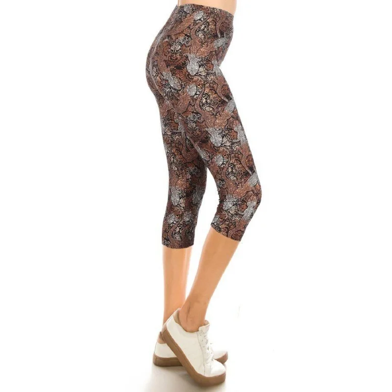 Light Dressing Printed, High Waisted, Capri Leggings With An Elasticized Waist Band
