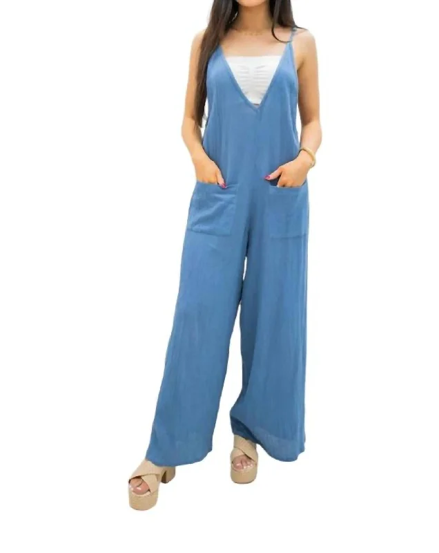 Cozy Fitting V-Neck Jumpsuit In Blue